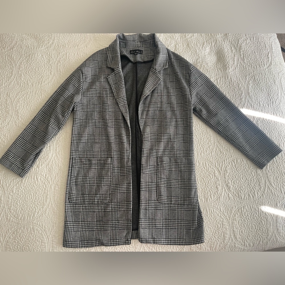 Houndstooth coat